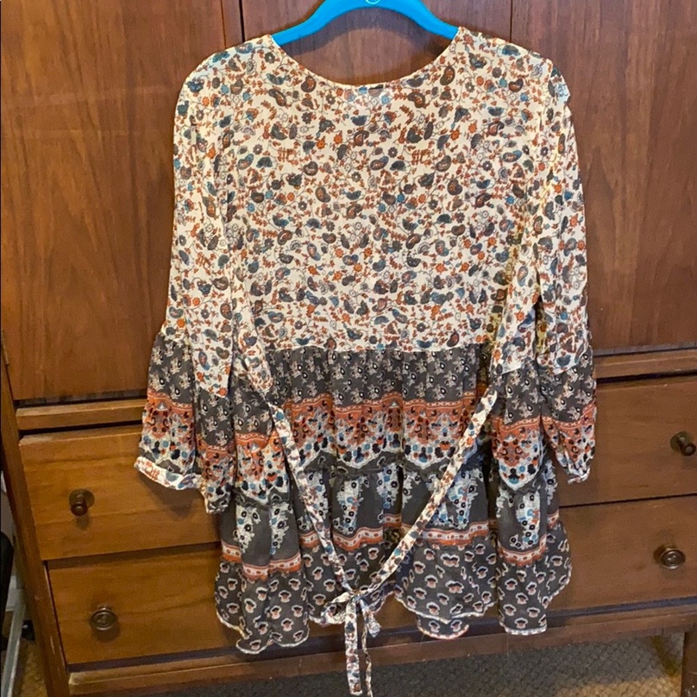 Colorful blouse - Picture 3 of 3